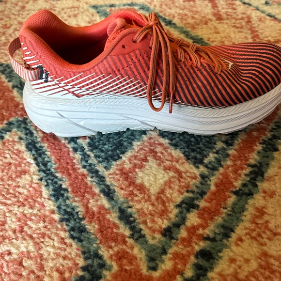 Hoka tennis shoes - Picture 4 of 5